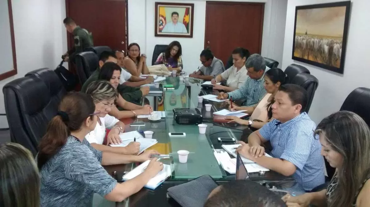 Con la reunión buscan apoyo para lograr acercarse a los requisitos sanitarios en las plantas de beneﬁcio de ganados para consumo humano en el departamento de Casanare.