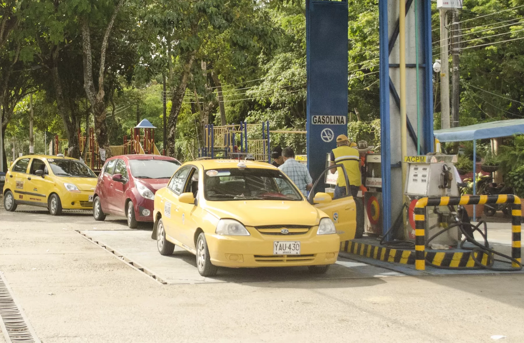 Gobierno Nacional aumenta cupo de gasolina subsidiada para el departamento de Arauca, en consejo de ministros realizado en la capital.