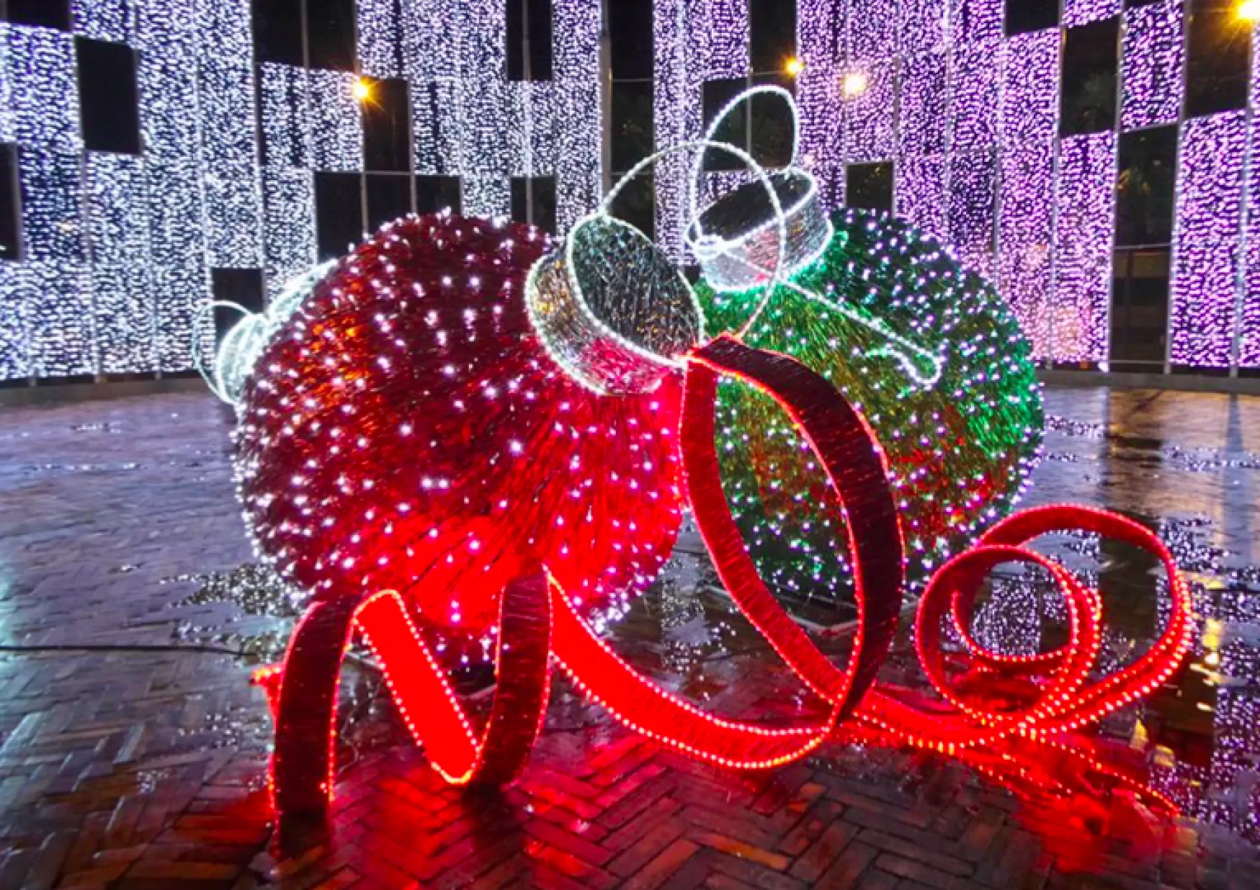Secretaría de Infraestructura confirmó que serán instaladas 3084 figuras luminarias con motivo de la navidad bajo un concepto denominado Invierno en Villavicencio.