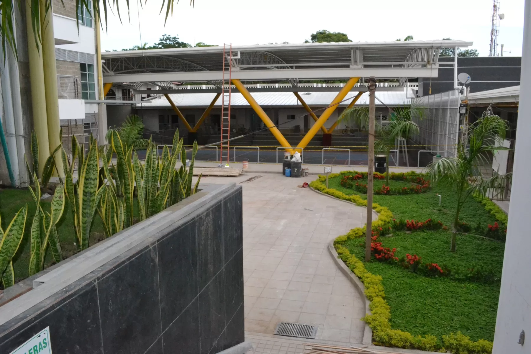 Este 29 de diciembre, a las 4:00 pm, culmina la cruzada para rescatar un patrimonio histórico de la capital araucana, con la entrega de la remodelación de la sede primaria de la institución educativa General Santander.