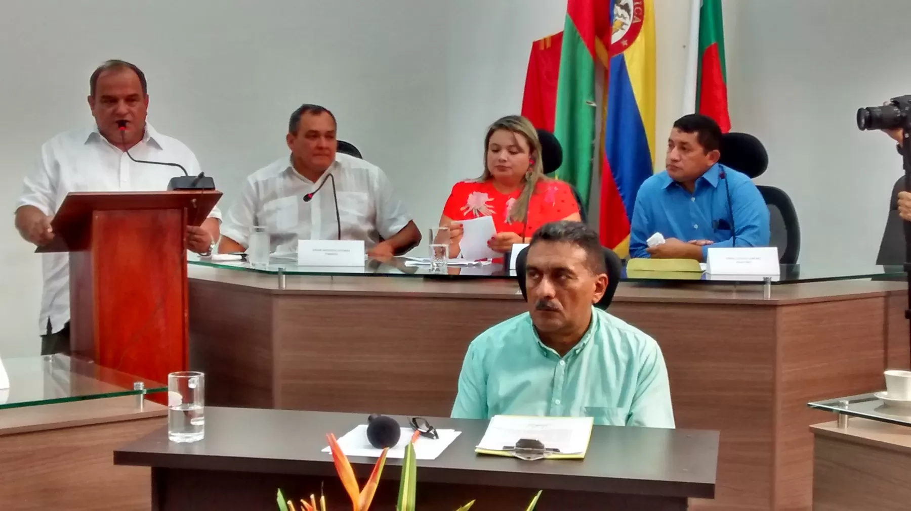 Instalado el nuevo concejo del municipio de Arauca, la mesa directiva quedó conformada por Lina María Garrido en la presidencia, César Latorre como primer vicepresidente y Óscar Franco, como segundo vicepresidente.