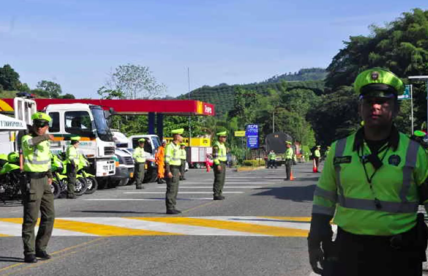 En Villavicencio activan plan estratégico para solucionar los contratiempos que se generan por la gran afluencia de automotores en los corredores viales especialmente, el que conduce de la capital del Meta a Bogotá.
