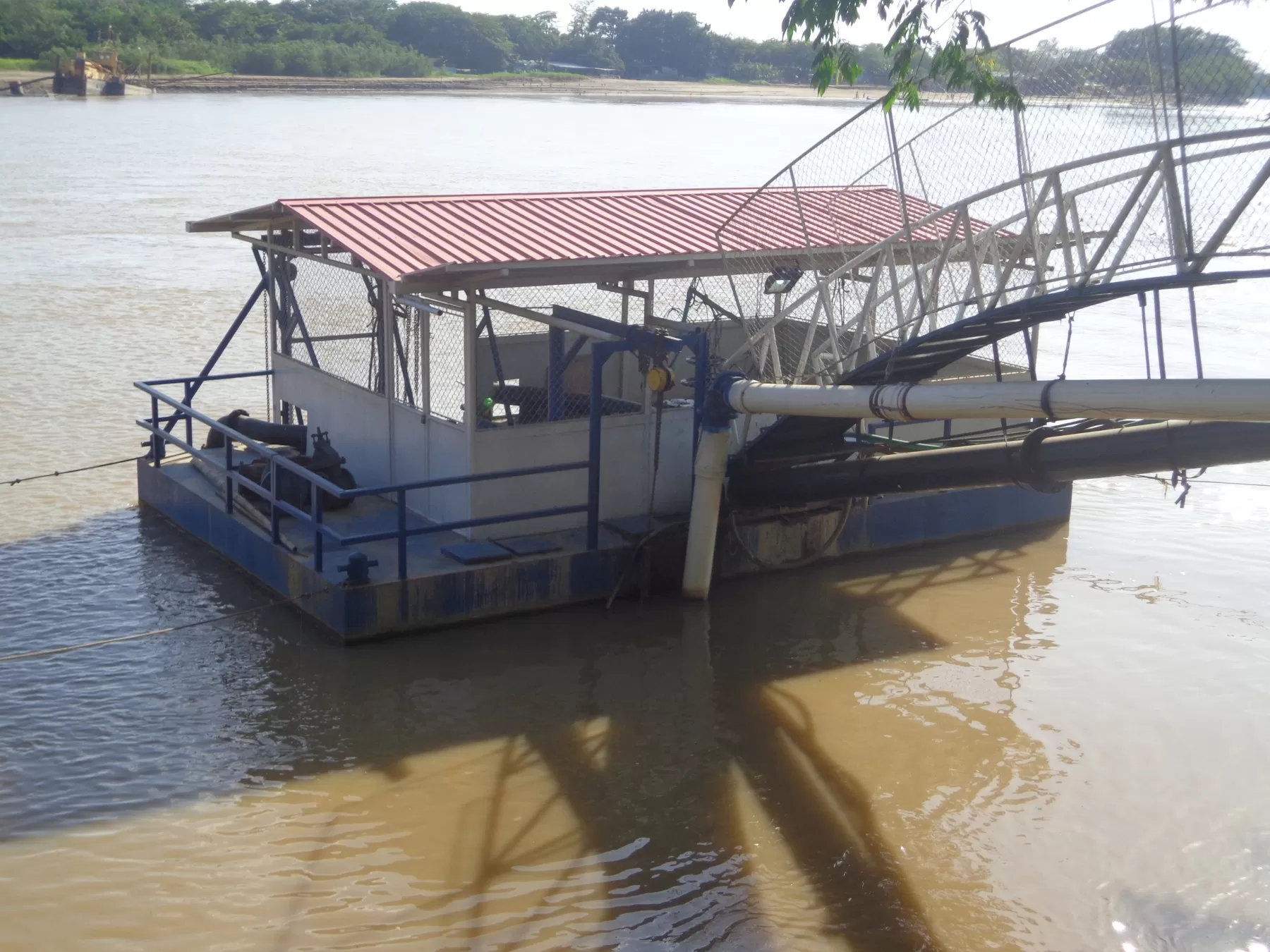 En nivel del agua del río Arauca ha descendido por la temporada seca que se vive la región en esta época del año, pero si continúa su descenso por el fenómeno del niño emitirían una alerta para evitar racionar el servicio de agua potable.