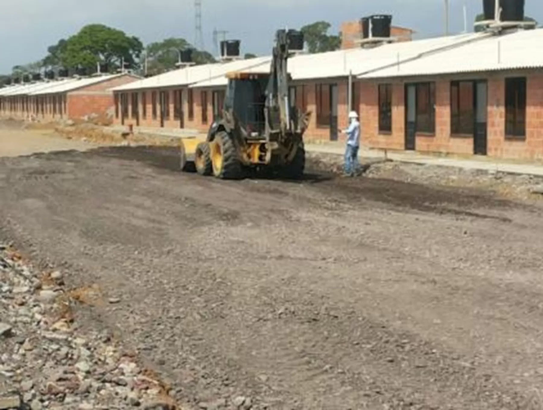 A raíz de las continuas protestas de algunos ambientalistas y habitantes de la zona de influencia del proyecto de vivienda La Madrid-