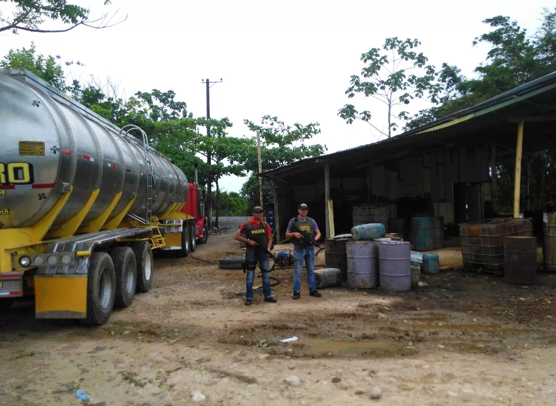 Autoridades incautan más de tres mil galones de combustible en Saravena.