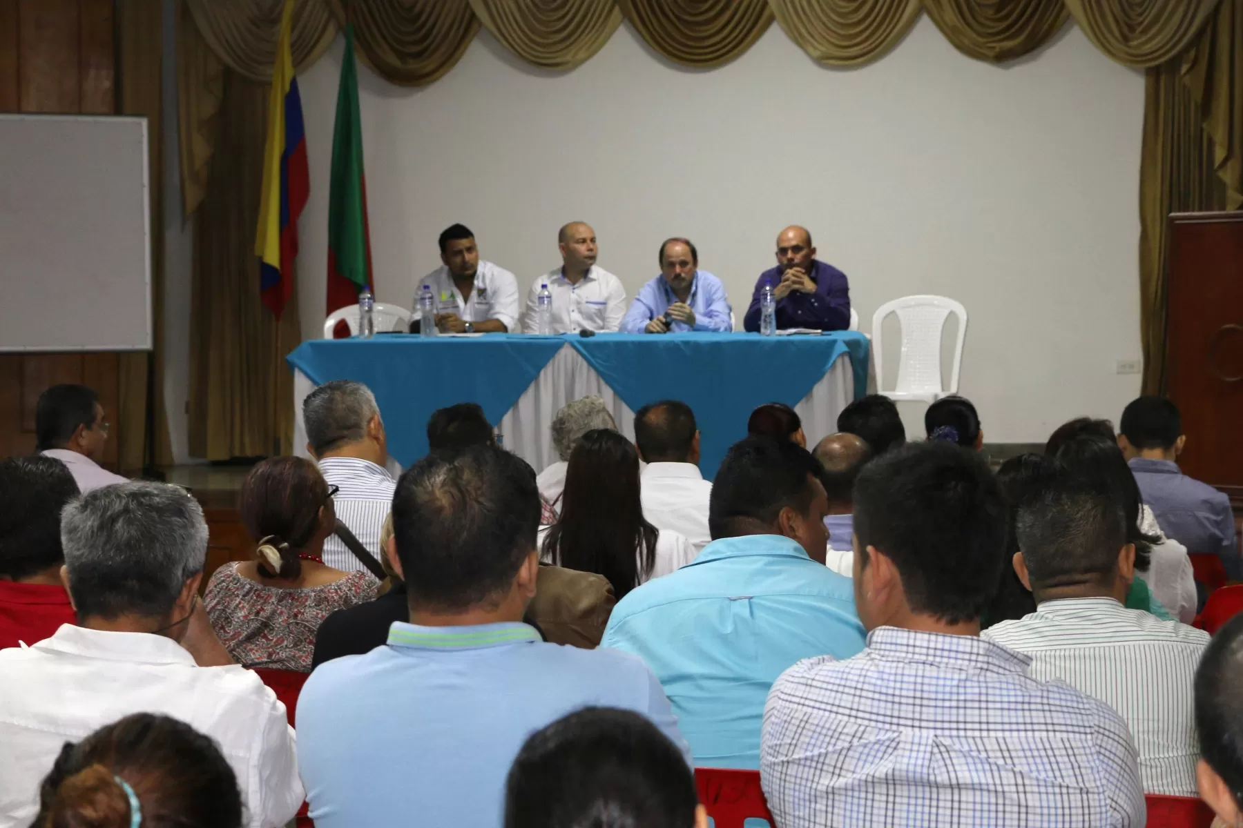 Cabildo abierto denominado #TodosASalvarElHospital se creó un comité de seguimiento para conocer el estado del hospital San Vicente de Arauca.