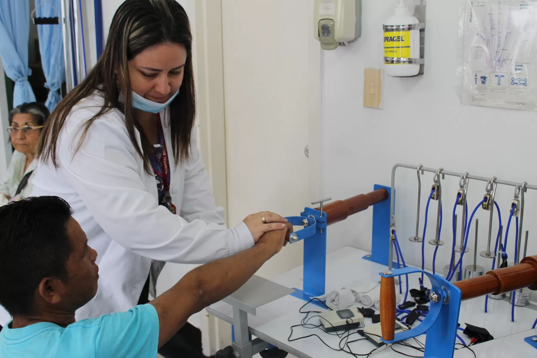 Después de más de cuatro años, Terapia Física del Hospital de Villavicencio recibe nuevos equipos biomédicos