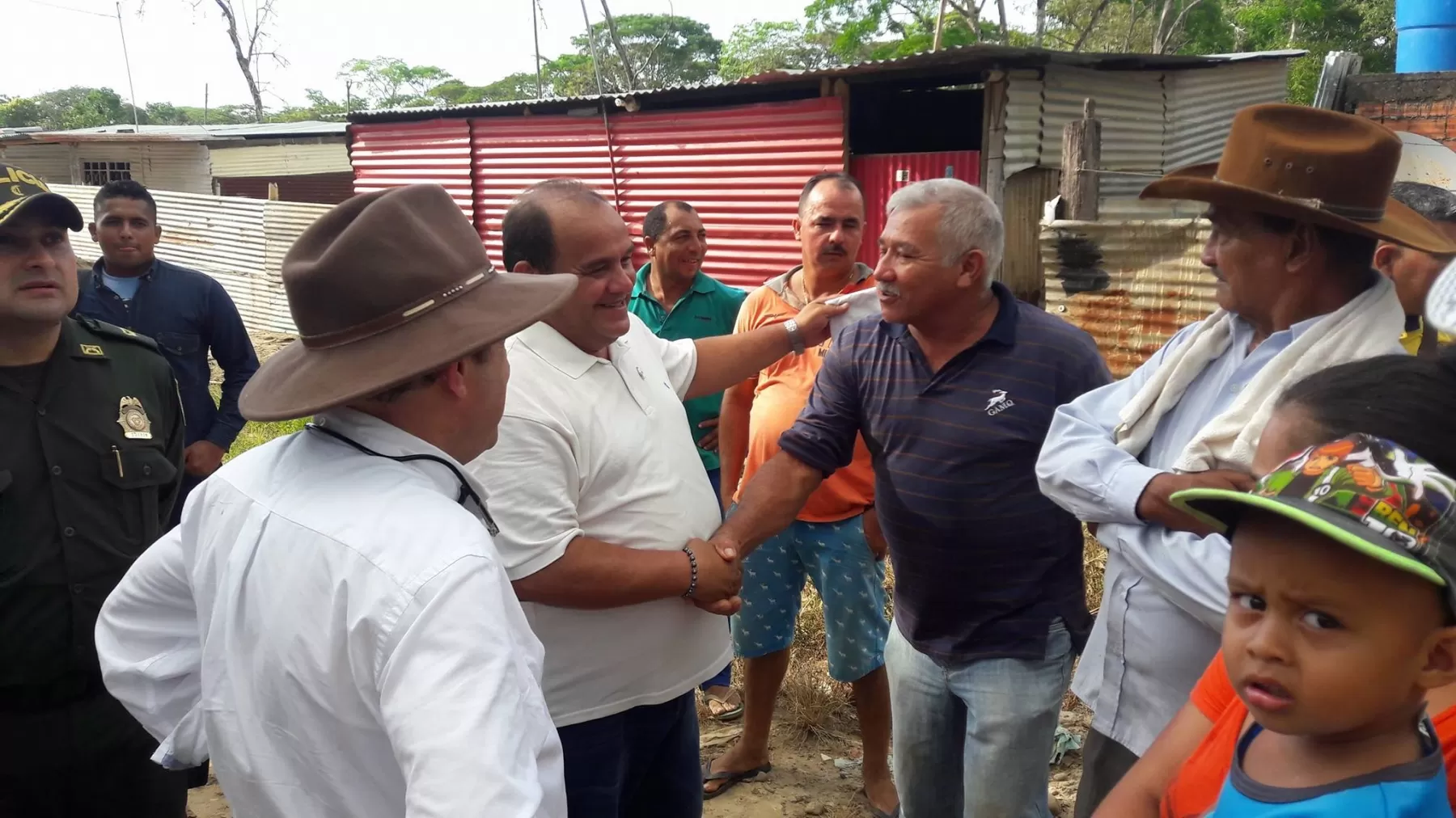 Autoridades visitaron los habitantes de las invasiones, Jerusalén y Lagunitas del municipio de Arauca,