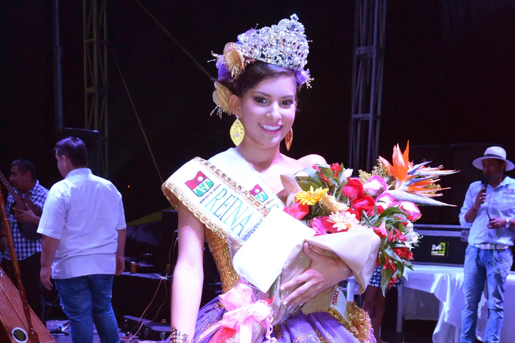 Yennifer Yulieth Rivera Lugo, de Arauca, coronada como Reina Internacional del Joropo 2017 - 2018.
