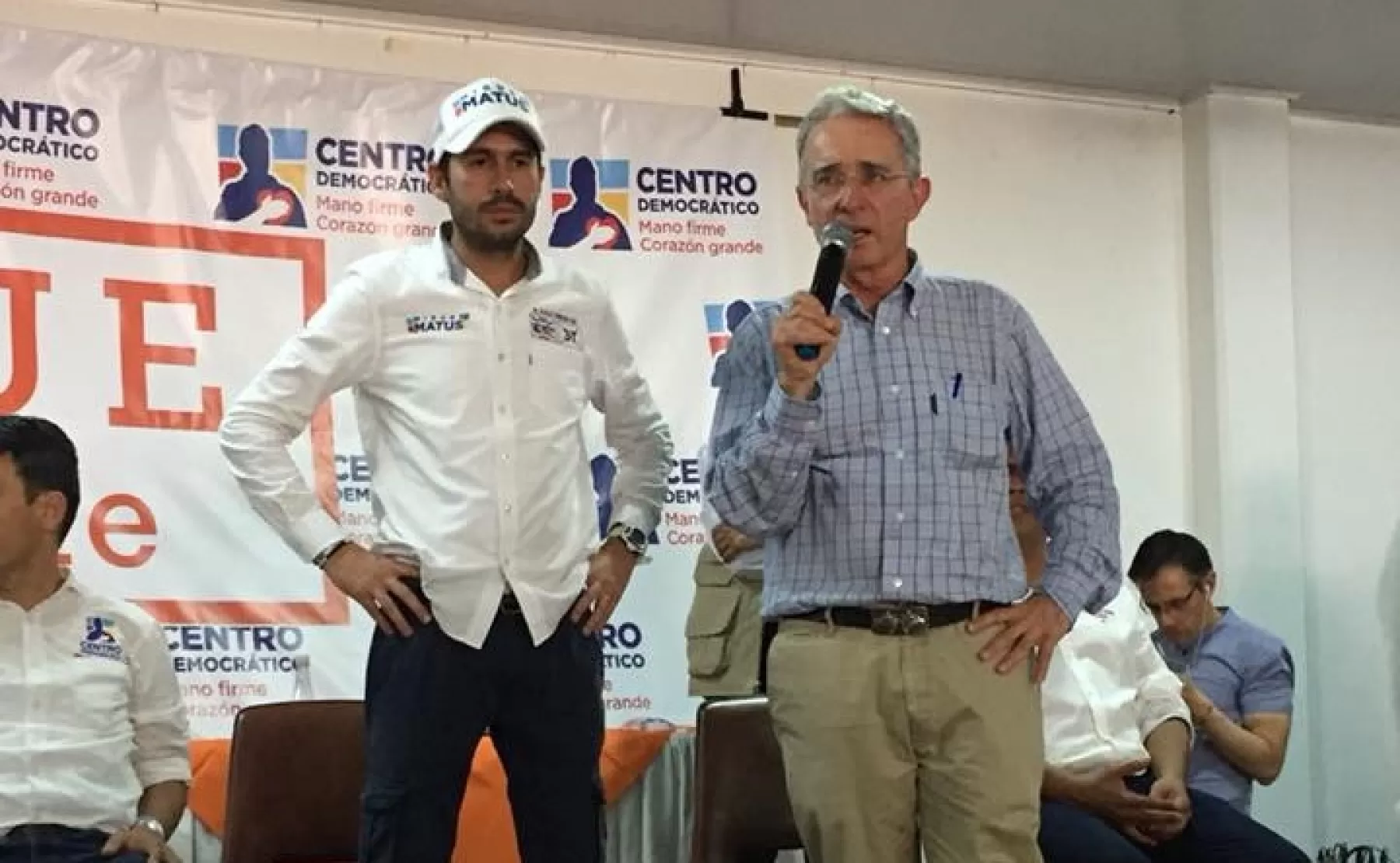 El candidato al Senado por el Centro Democrático, Miguel Matus, denunció un presunto plan para asesinarlo.
