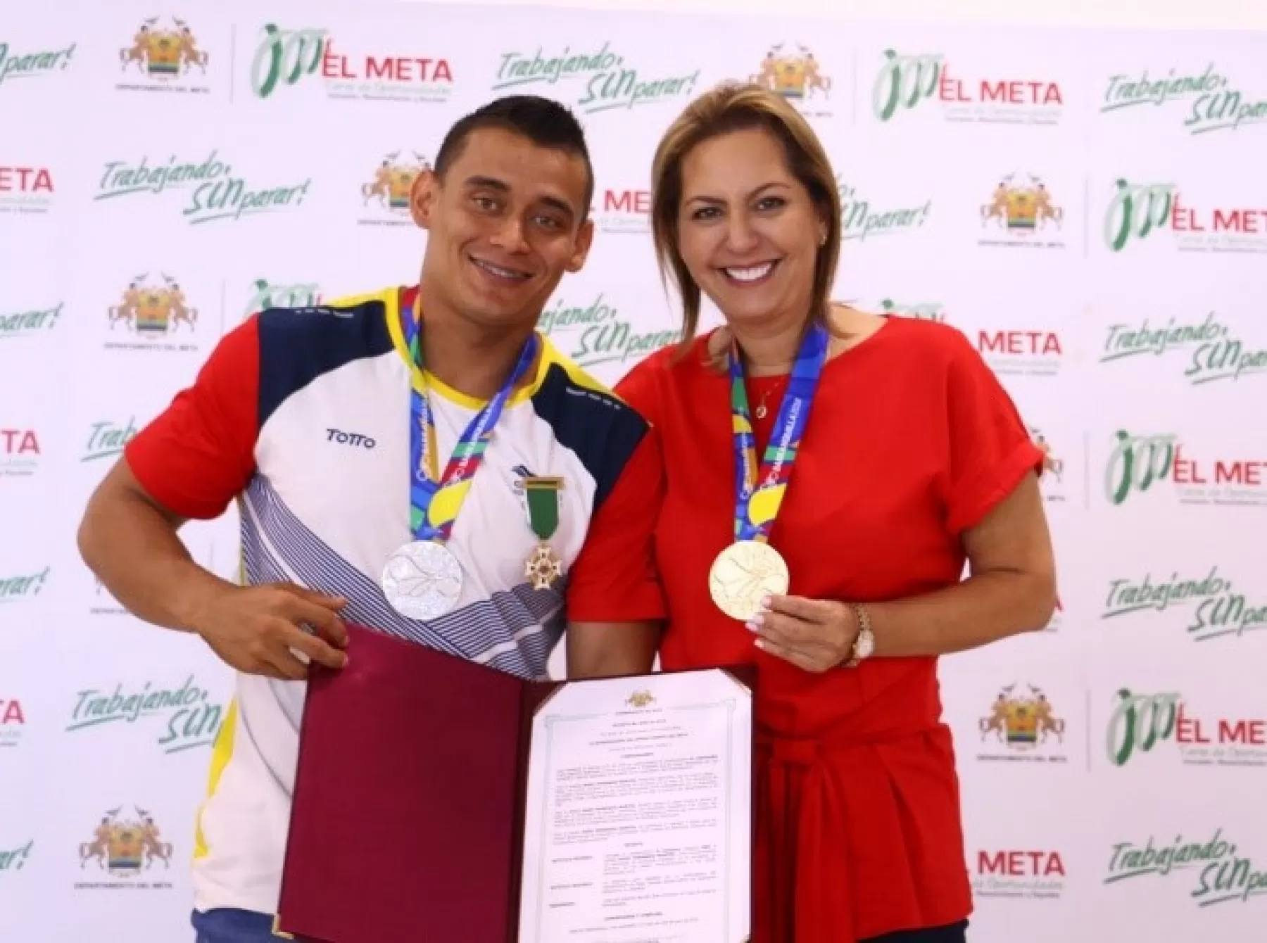 Recibimiento de deportista y ganador de medallas de oro y plata en la disciplina de levantamiento de pesas, Hugo Montes, en los Juegos Centroamericanos y del Caribe Barranquilla 2018.