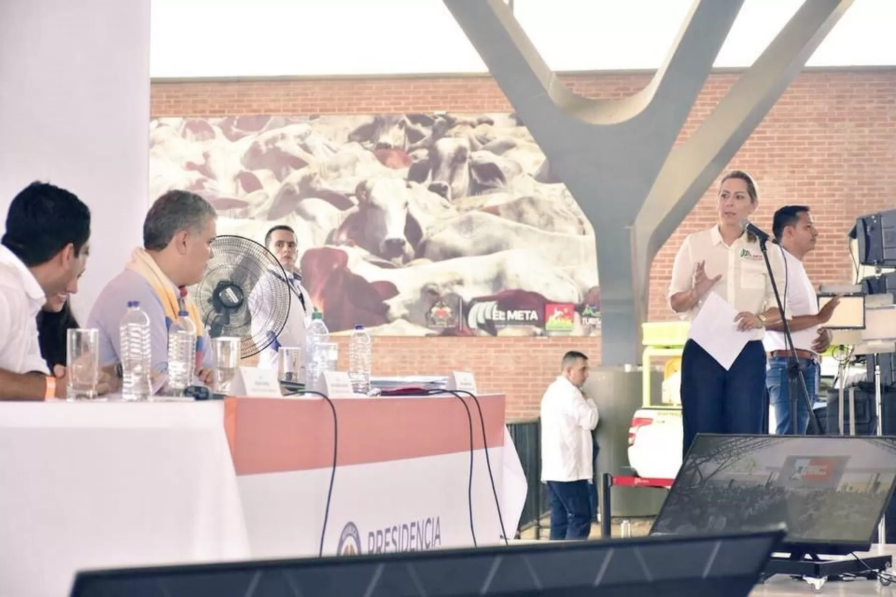 La gobernadora Marcela Amaya le manifestó de manera enfática al presidente Iván Duque el desacuerdo y la inconformidad de la región Llanos ante la falta de equidad en la distribución de los recursos por parte del Gobierno nacional.