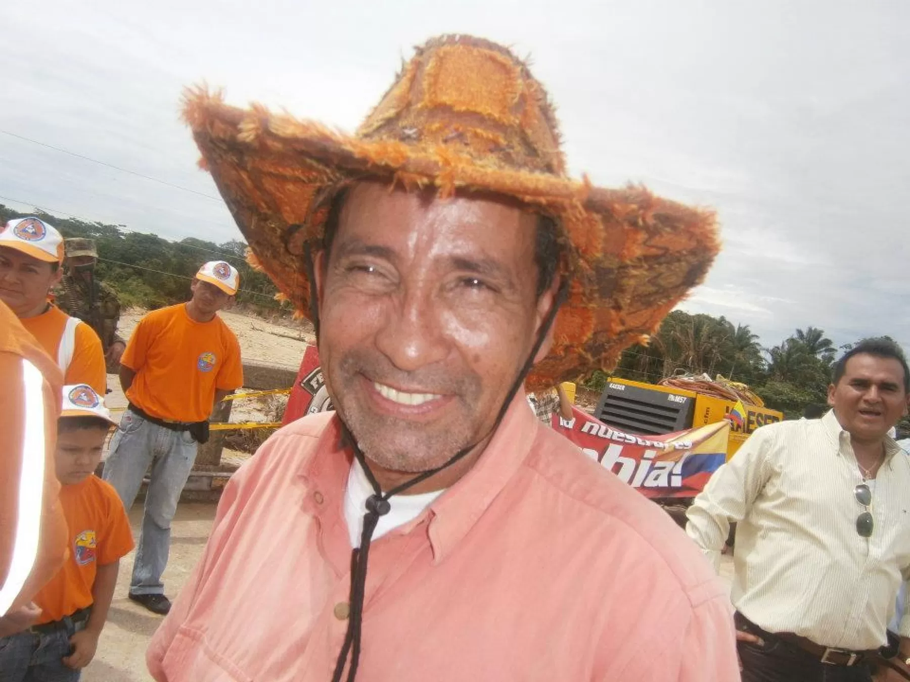 Alfredo Guzmán, indicó que autoridades le informaron que francotirador del ELN, había recibido orden de asesinarlo con balas envenenadas.