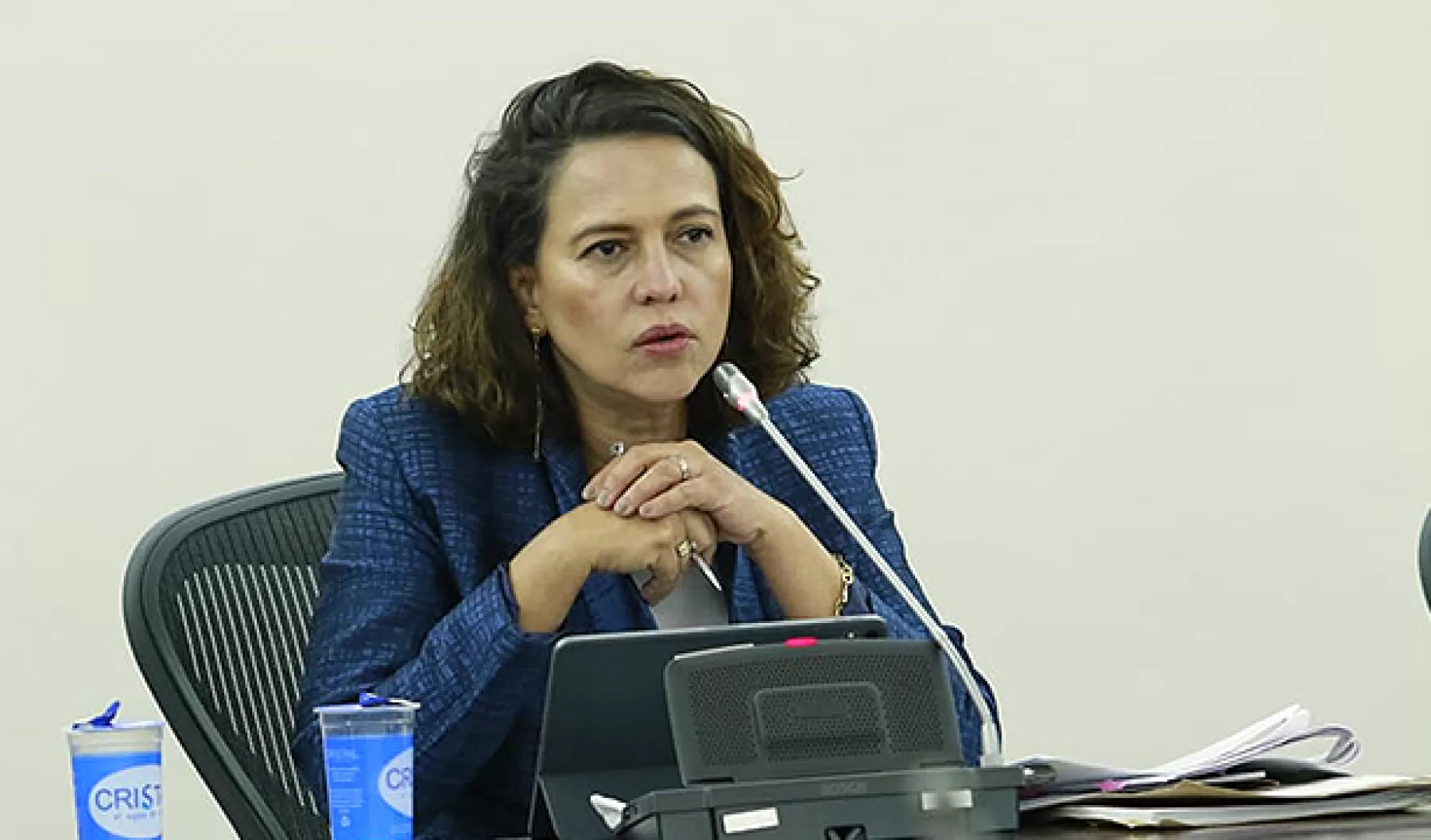 Ministra del Interior, Nancy Patricia Gutiérrez, en la firma del Pacto por la No Agresión con los candidatos del departamento de Arauca.