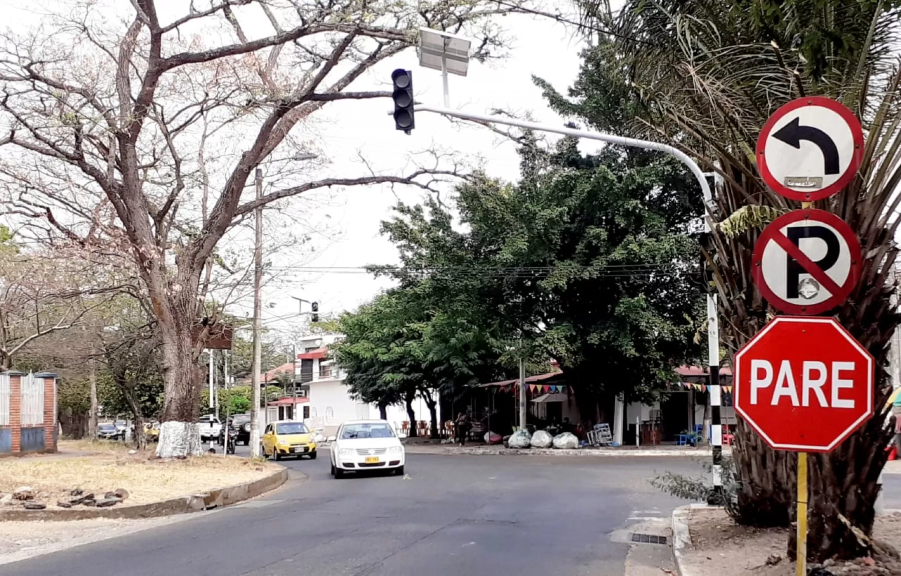 Alcaldía instala seis nuevos puntos semafóricos en Yopal, cinco puntos semafóricos  contemplados en el PIMUR y uno más, será instalado obedeciendo a una acción popular interpuesta por la comunidad.