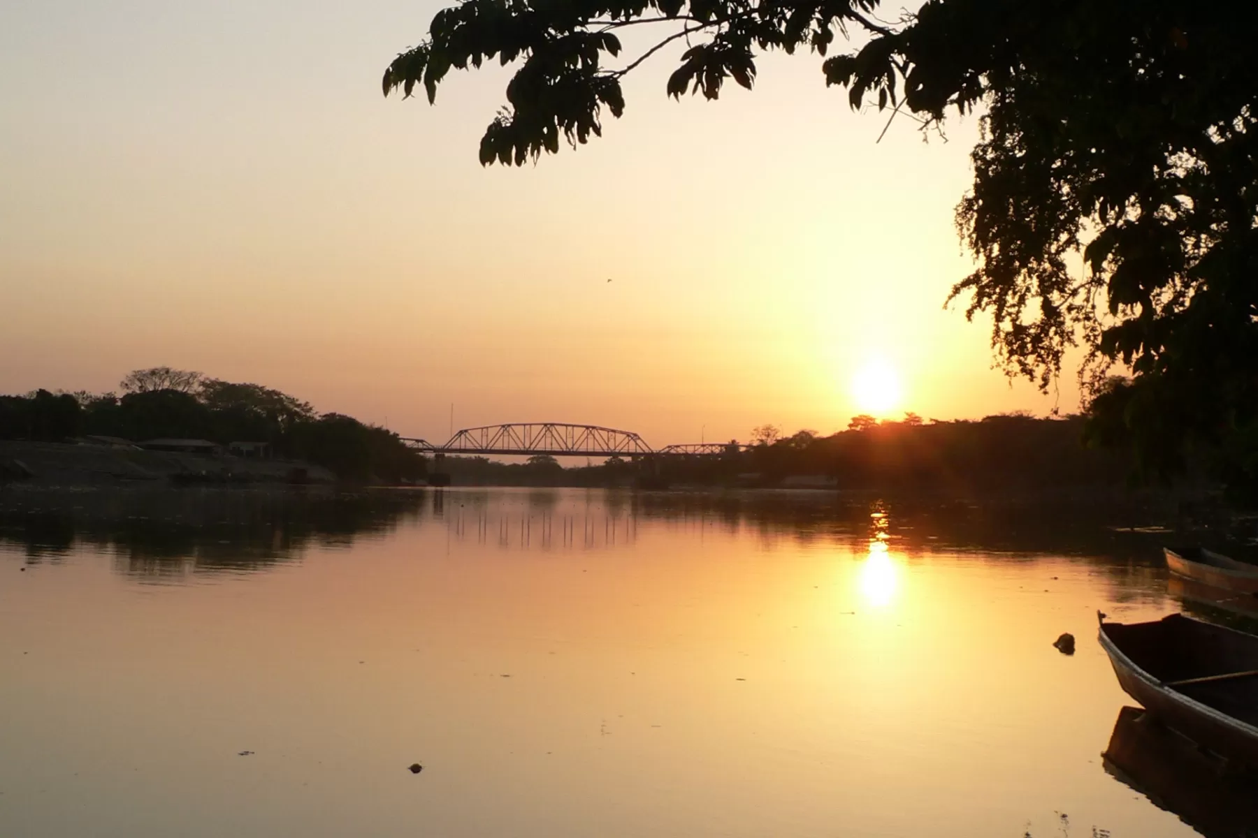 El río Arauca es el principal limite con Venezuela.