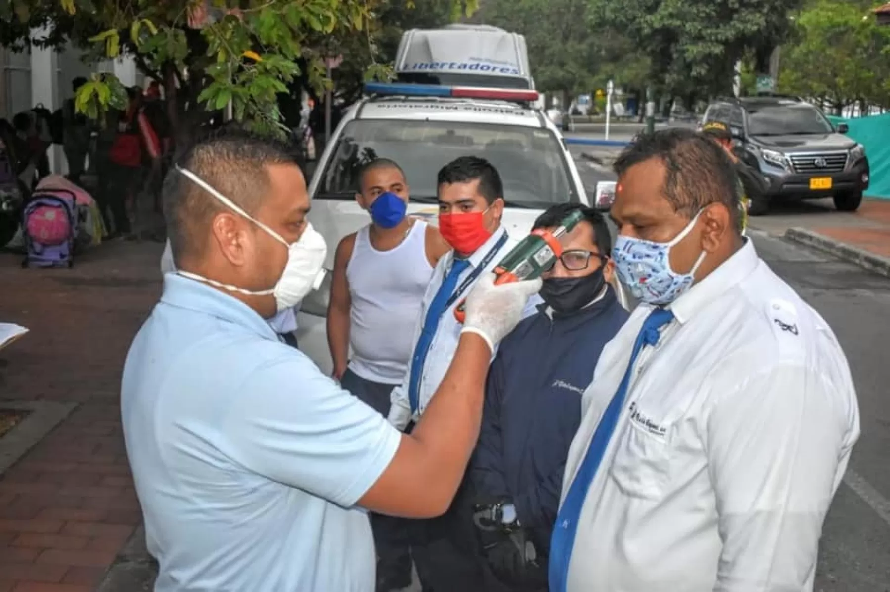 En trabajo articulado con la Policía Nacional y Migración Colombia, se logró transportar a 63 personas de nacionalidad venezolana, quienes solicitaron ayuda para retornar a su país