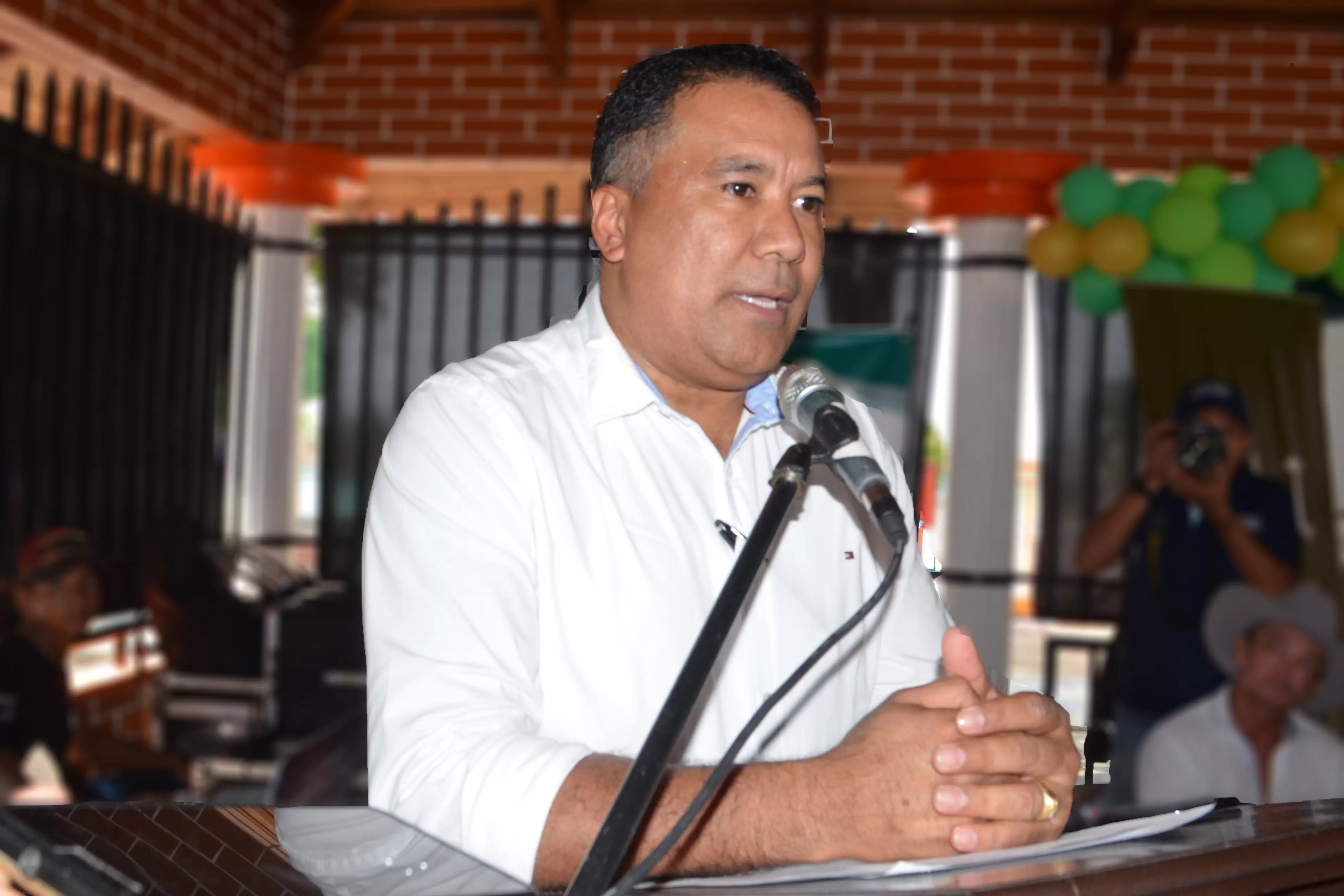 Gobernador de Arauca emitio comunicado de rechazo de acciones que realizan en redes sociales.