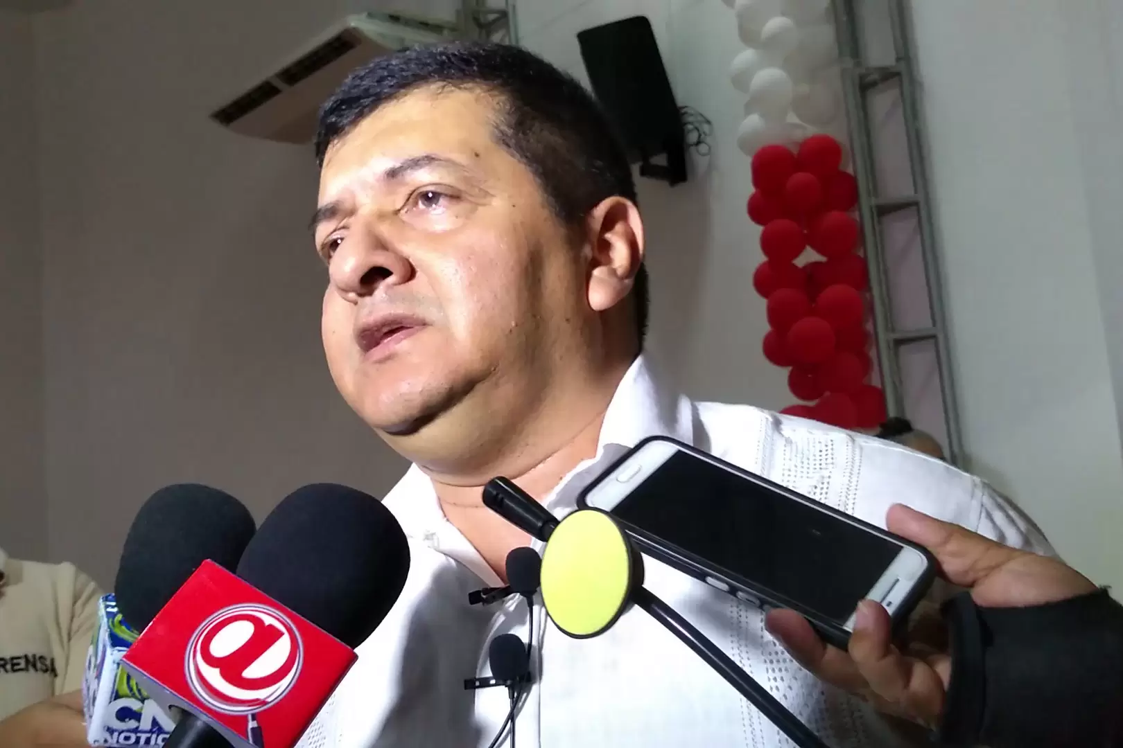 Alcalde de Arauca anunció que dio positivo para Covid-19.