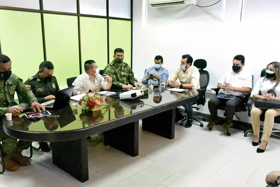 Con asesores del Ministro de Defensa para tratar temas de seguridad en el municipio se reunió alcalde de Arauca