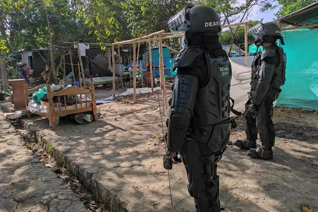 Autoridades iniciaron desalojos de los asentamientos ilegales en el municipio de Arauca.