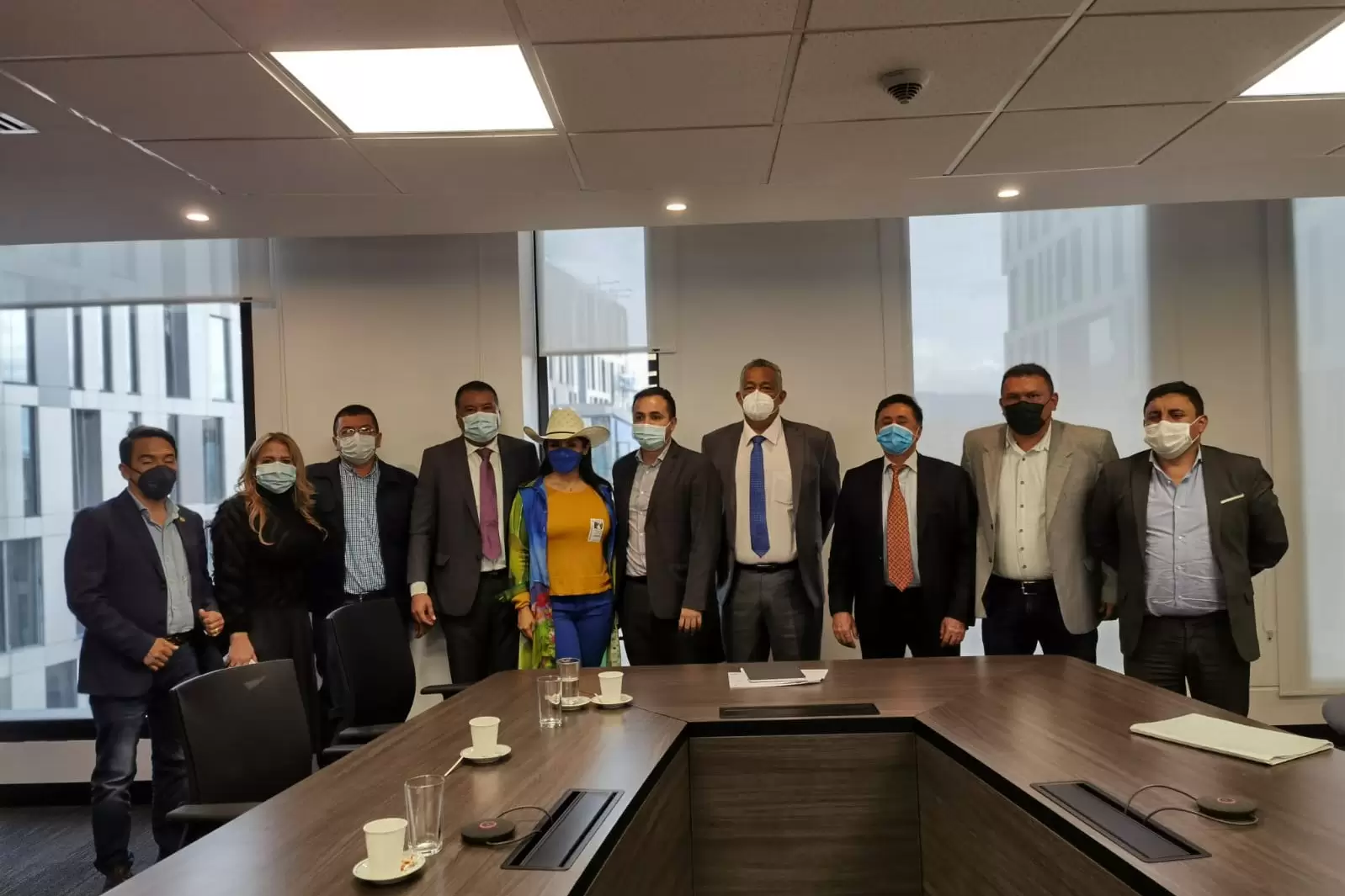 La agenda que se cumplió en Bogotá por la vía al Caracol