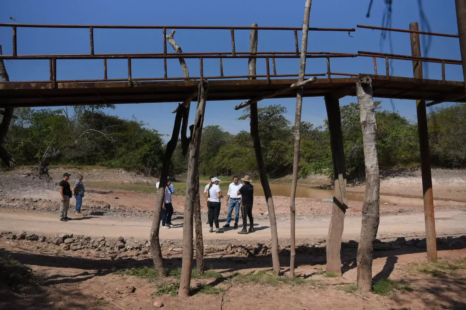 Gobierno departamental se comprometió a construir puente en el río Cabuyare.