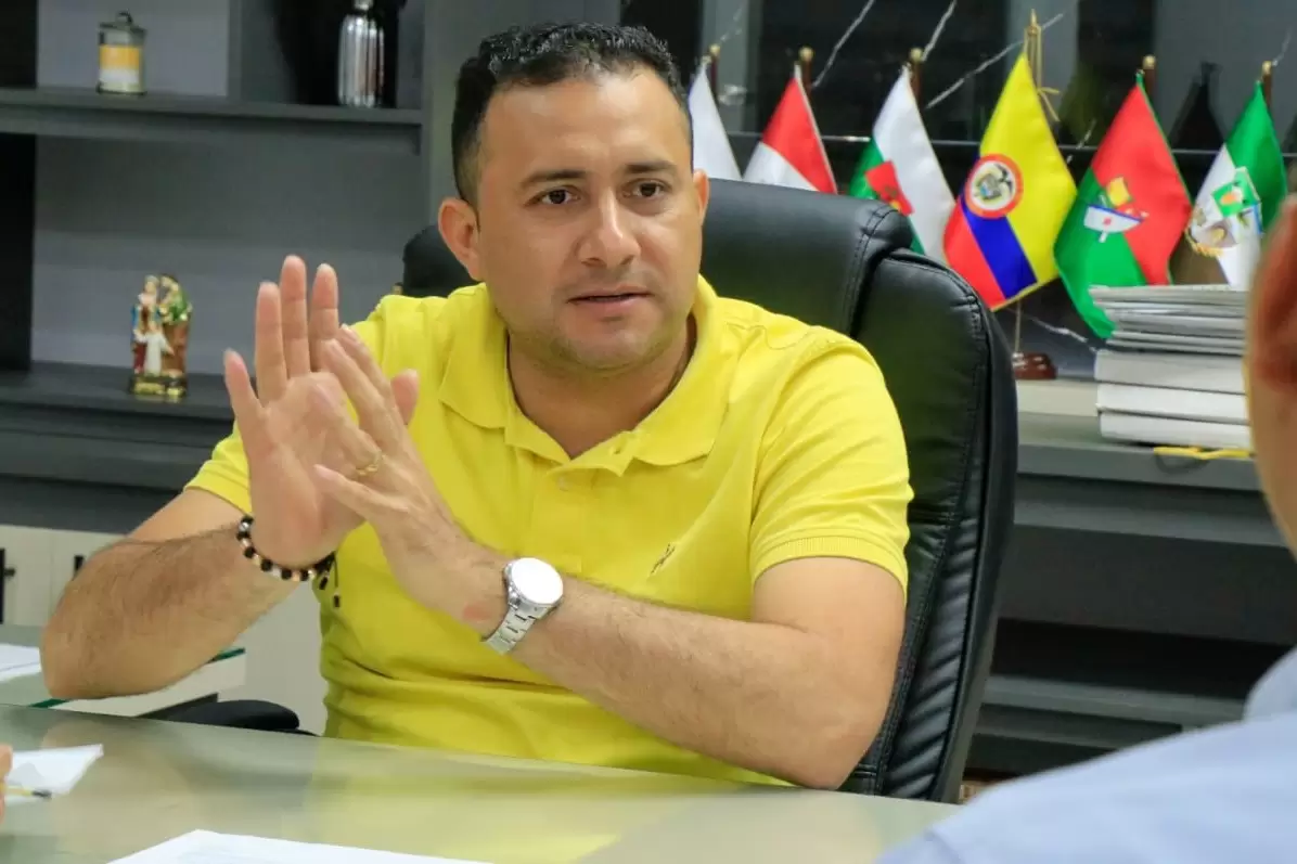 Ayuda de la Gobernación para el fortalecimiento institucional de la empresa de acueducto departamental.