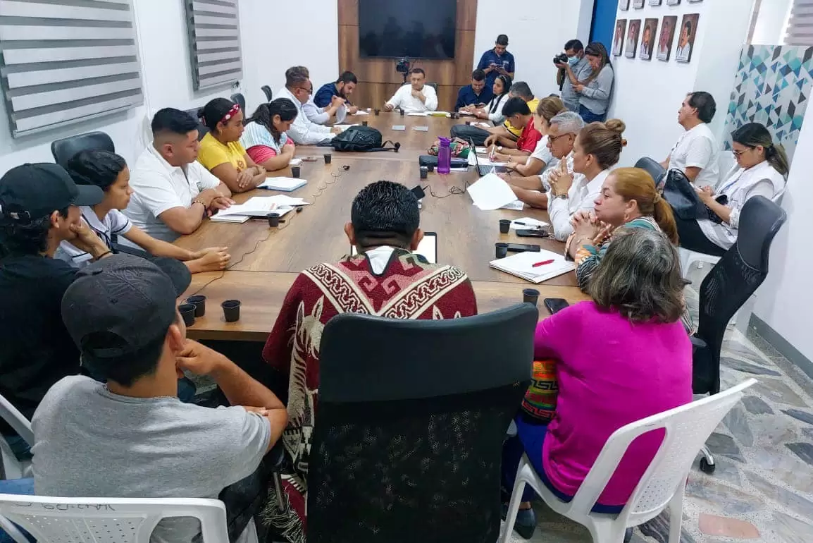 Levantar protesta y bloqueos para garantizar la normalidad en el tránsito por las vías del departamento, pide Gobernador.