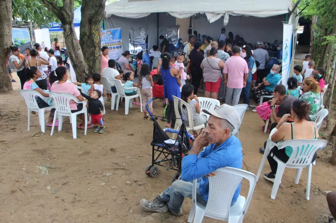 SierraCol Energy y la Alcaldía de Arauca, entregaron kits de aseo a los afectados.