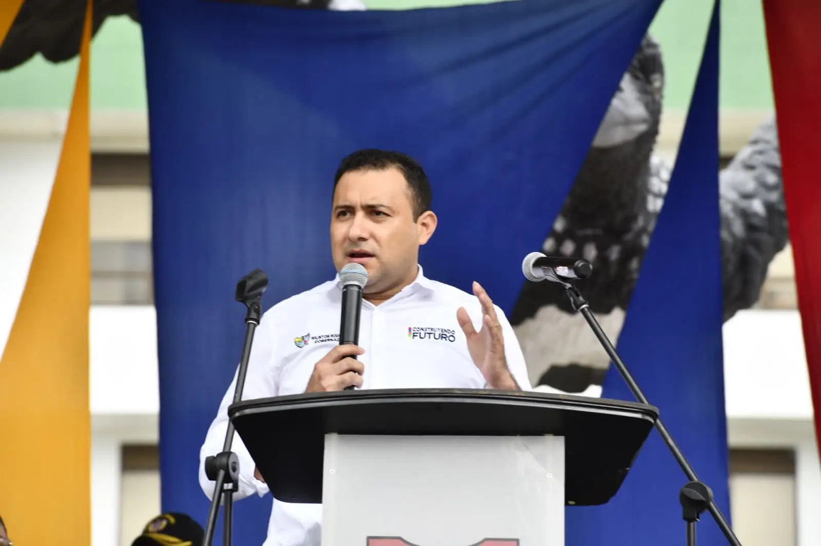 Gobernador de Arauca exhorta al Gobierno Nacional a invertir en la paz durante la celebración del Día de la Independencia