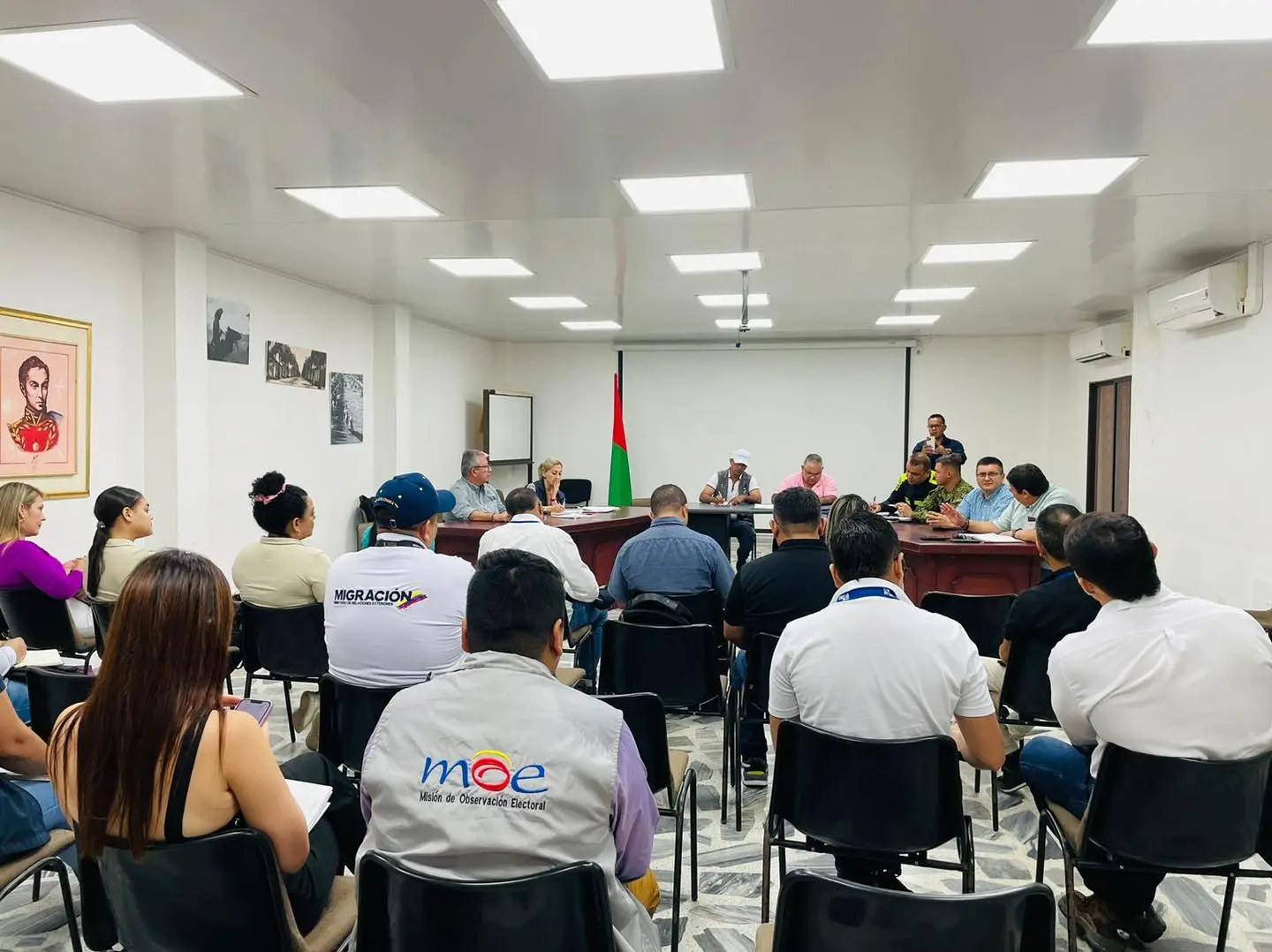 En la sexta sesión del Comité Municipal, el Alcalde de Arauca Édgar Tovar Pedraza aseguró la importancia de mantener un proceso electoral transparente y pacífico.