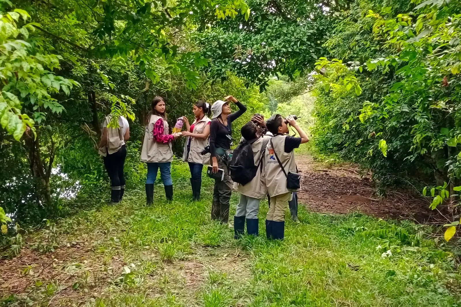 Corporinoquia celebra el éxito del curso de identificación de aves en Casanare
