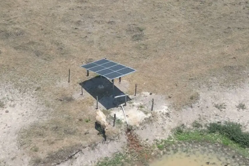 Arauca implementa bombas de energía solar para conservar flora y fauna en épocas de sequía.