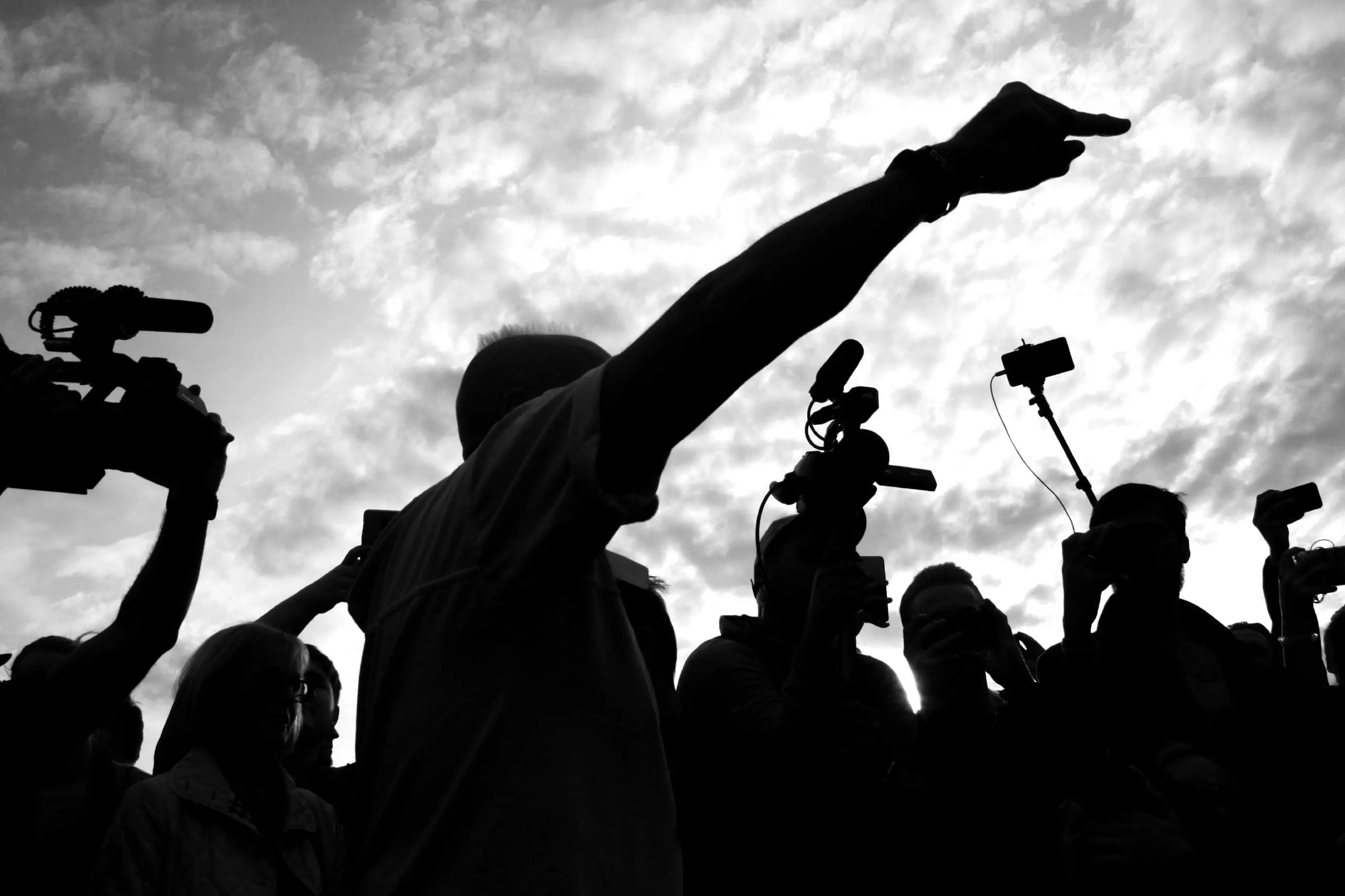 Por un pilar de las libertades. Foto: Nikita Kotrelev - pexels.