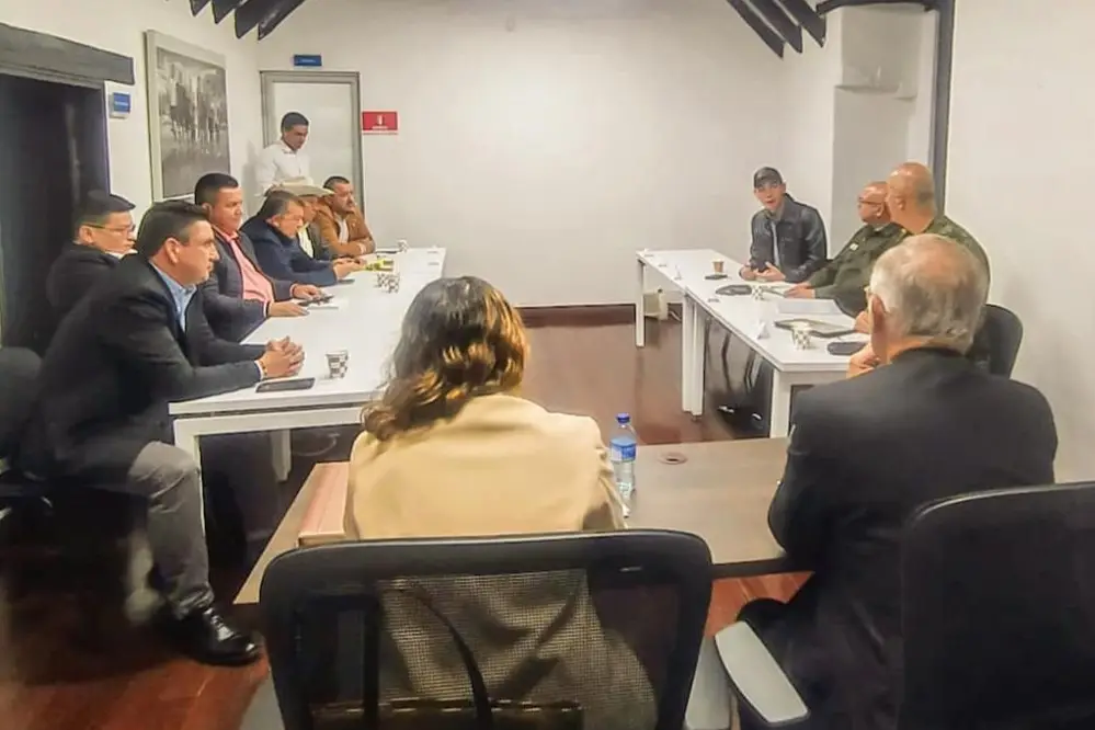 Alcaldes y gobernador de Arauca piden mayor presencia del Estado en la región