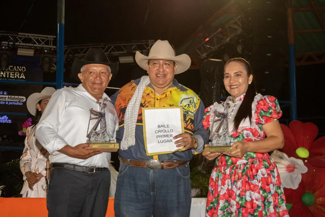 1. Efraín Medina y Mirta Parales – Colombia, Pareja de baile criollo