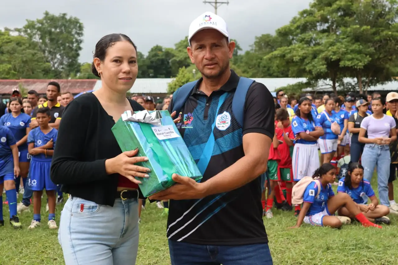 La organización del torneo está a cargo del Comité de Juntas de Juncali y la Junta de Acción Comunal de la vereda Nubes A