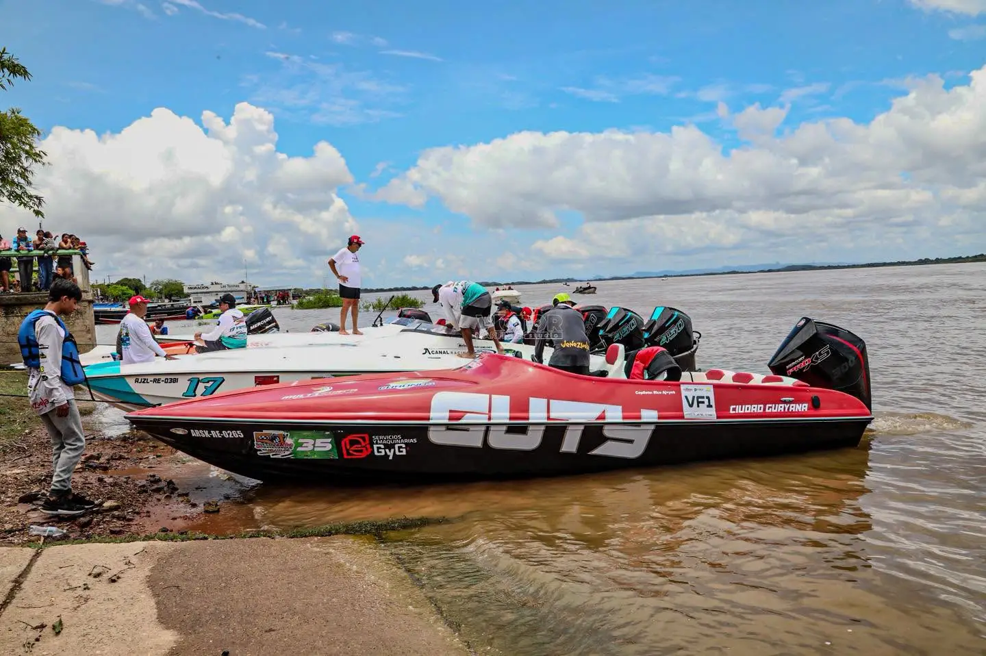 El rally reafirma la importancia del río Orinoco como eje de conexión entre las comunidades ribereñas de Colombia y Venezuela.
