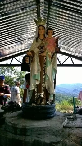 Monumento a la Virgen del Carmen.
