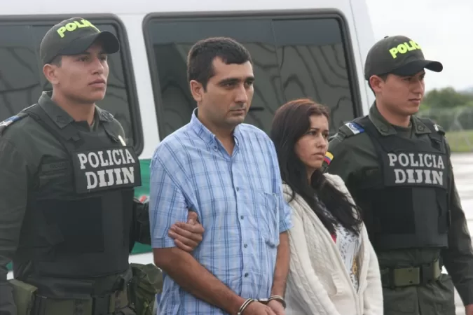 Nelson Navarro y Priscila Ayala integrantes del Eln fueron deportados de Venezuela. Las autoridades los sindican de atentados terroristas en el departamento de Arauca.