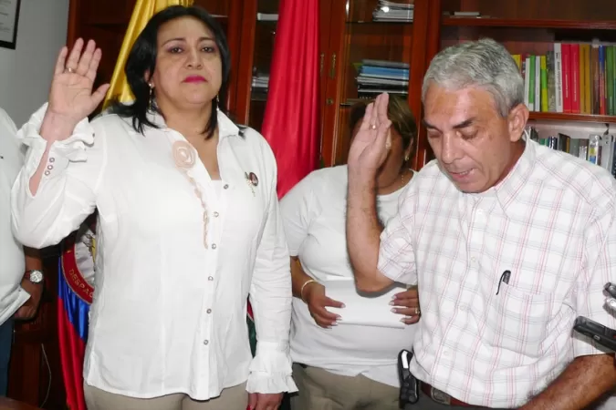 Norma Constanza Rivas asumió como alcaldesa encargada del municipio de Arauca. Su designación la realizó el gobernador del departamento de Arauca, por la destitución de William Reyes Cadena.