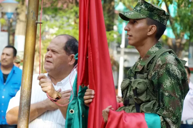 El gobernador del departamento de Arauca Luis Eduardo Ataya Arias, dió apertura a las elecciones parlamentarias en la capital a la 8 de la mañana.