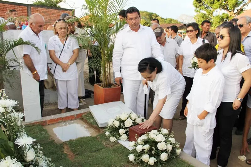Los restos del médico e historiador Alfonso Medina Delgado fueron sepultados en el cementerio de la ciudad de Arauca. Foto: Francisco Díaz.