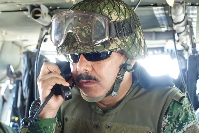 El brigadier general, Jaime Reyes Breton, entrega la brigada 18 de Arauca.