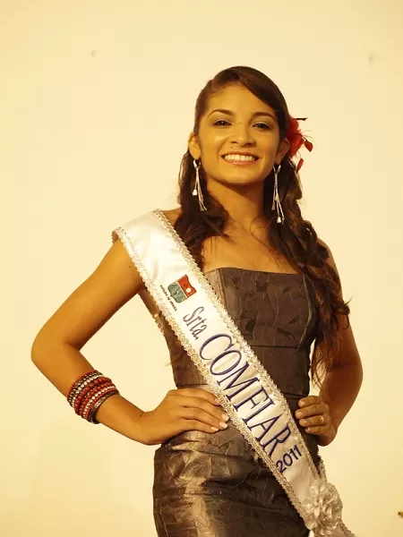 Yulitza Tatiana Siniva Colina, representante de Comfiar