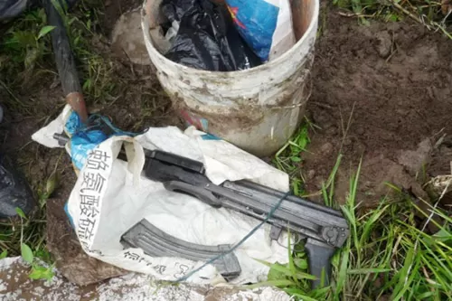 <p>Elementos encontrados en la caleta.</p>