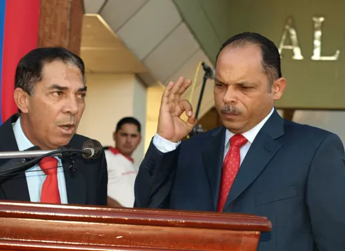 <em>Posesi&oacute;n del Alcalde William Reyes Cadena.</em>