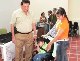 Gobierno departamental de Arauca entrego ayudas técnicas para discapacitados y personas vulnerables clasificadas en el sisben I, II Y III. 