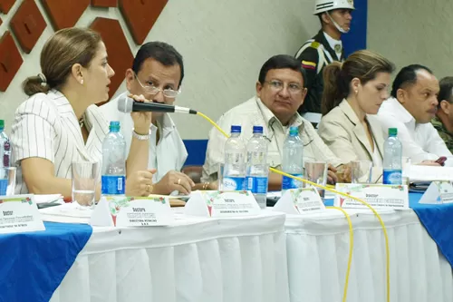 La Ministra de Comunicaciones María del Rosario Guerra, estuvo en  la sesión de la Comisión Sexta de la Cámara de representantes en Arauca.